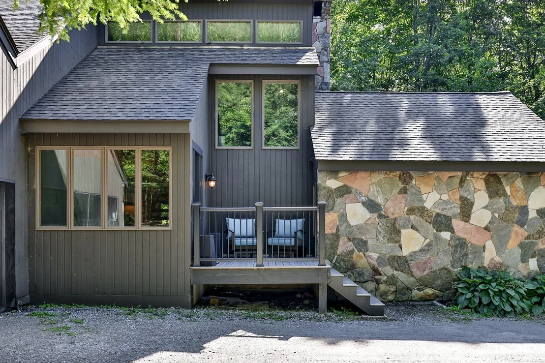 Photo of 28 Mountain View