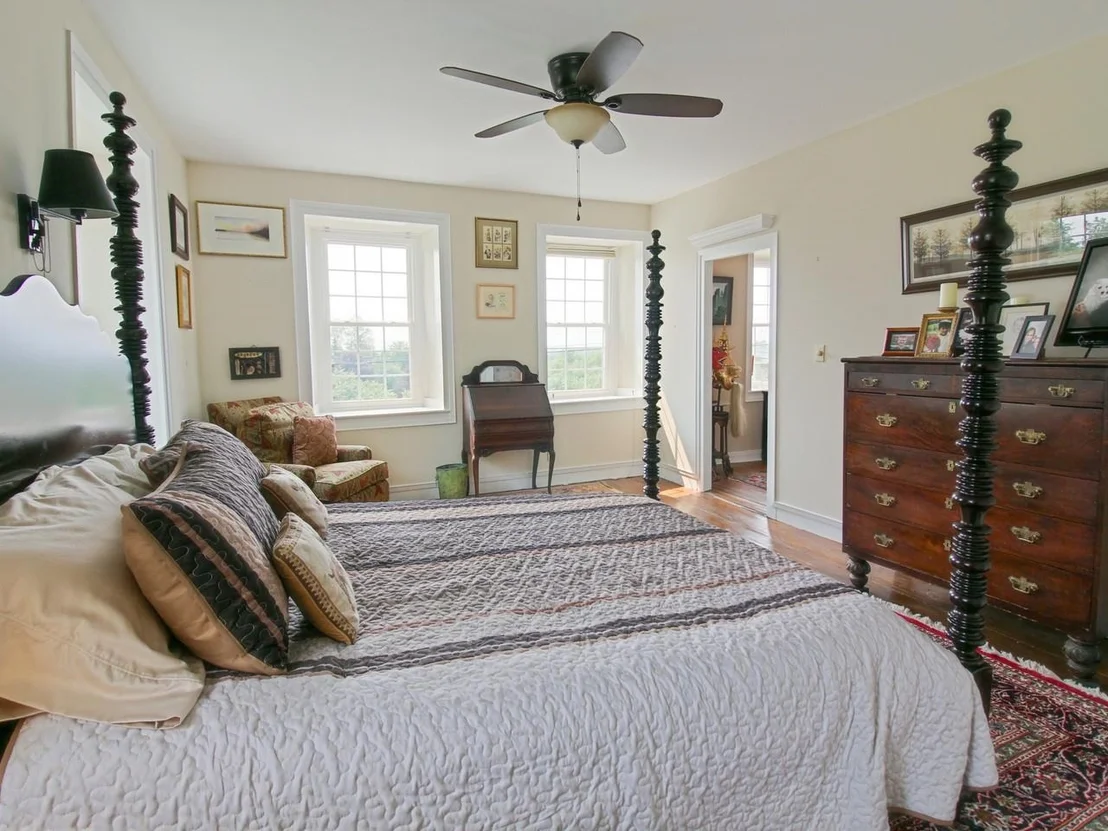 Photo of 383 St. Albans
