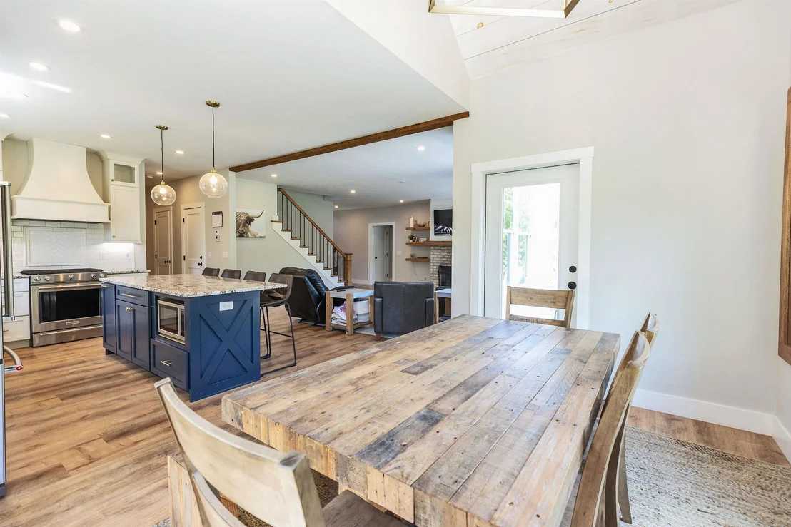 Photo of 296 Spring Hill