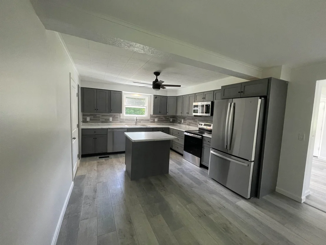 Photo of 32 Pleasant