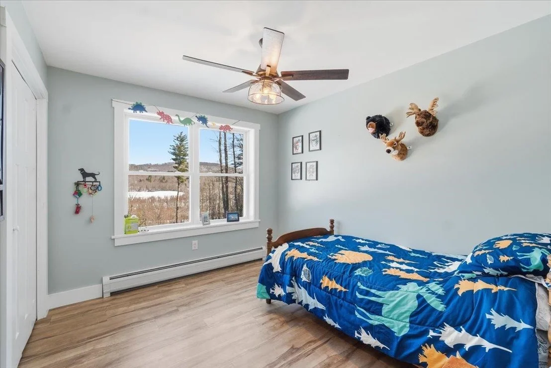 Photo of 1074 Williamson