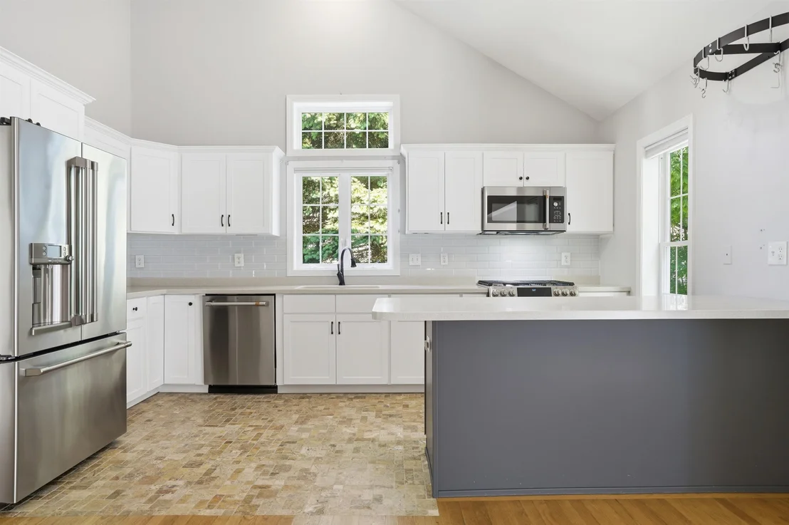Photo of 6 Meadowood