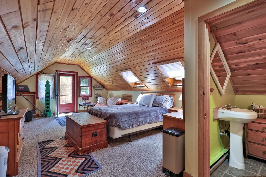 Photo of 58 Lakeshore