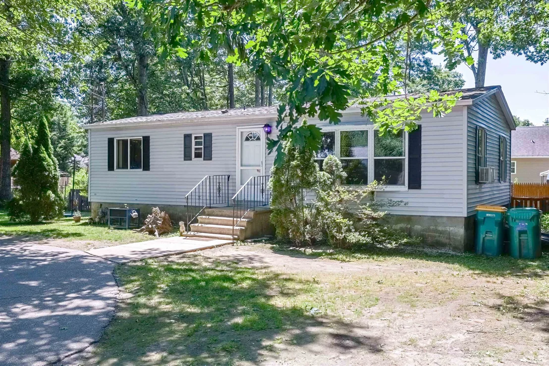 Photo of 20 Riverside
