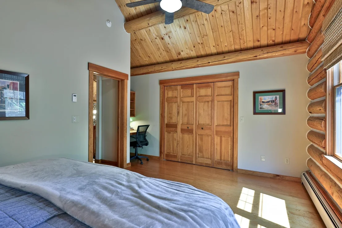 Photo of 22 Mountainside