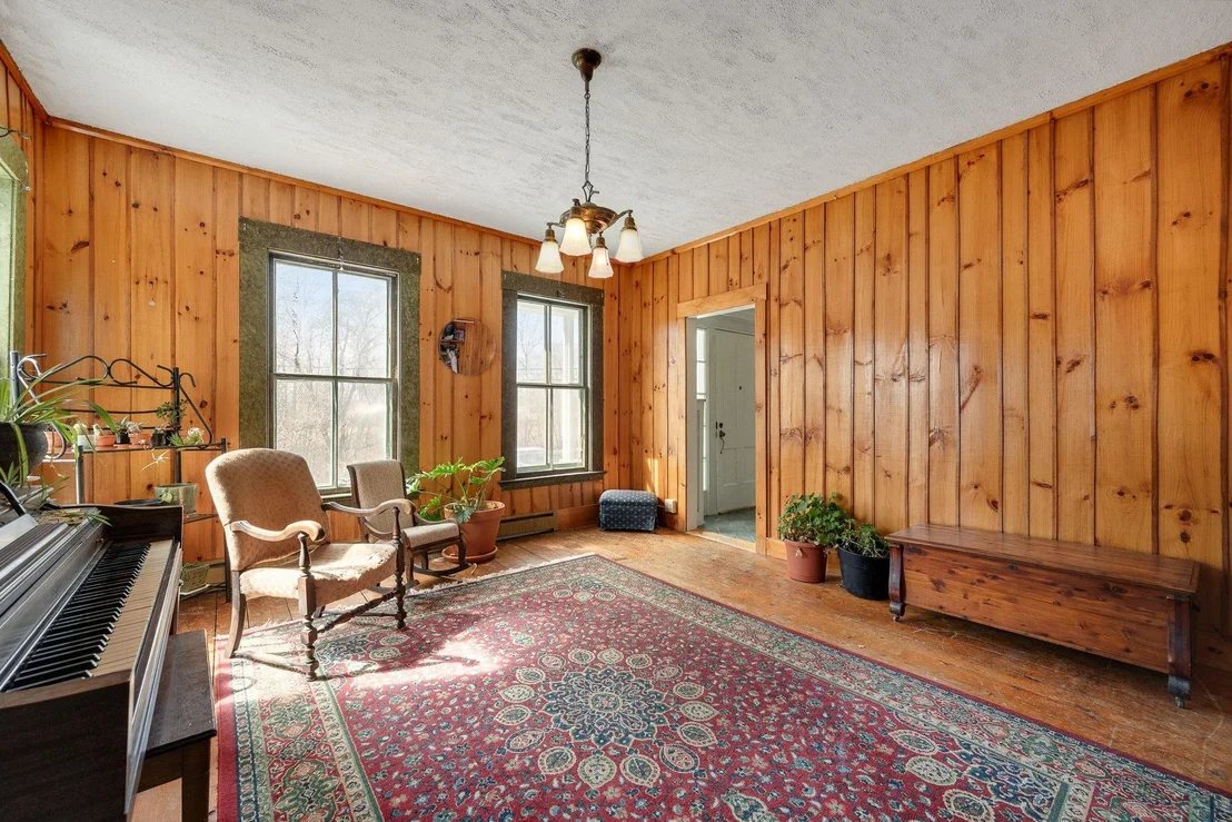 Photo of 546 Anderson