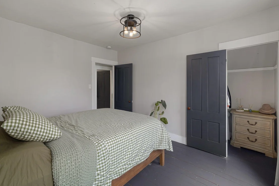 Photo of 6 Weston