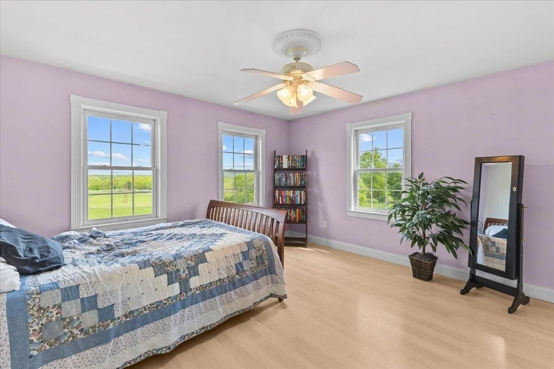 Photo of 413 Hibbard