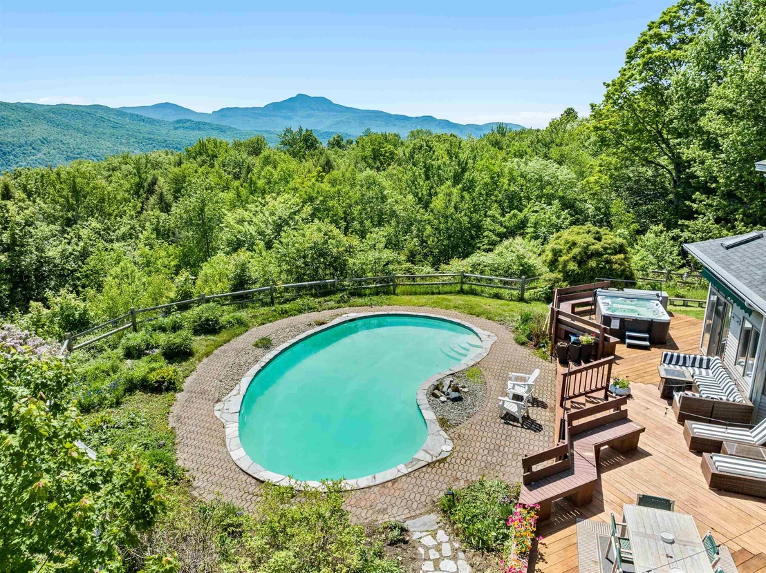 Photo of 119 Pinnacle