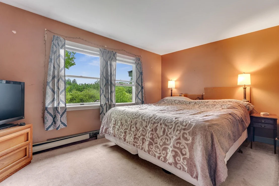 Photo of 387 Foote Brook