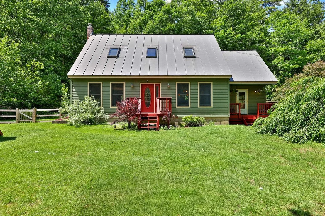 Photo of 38 Stony Brook