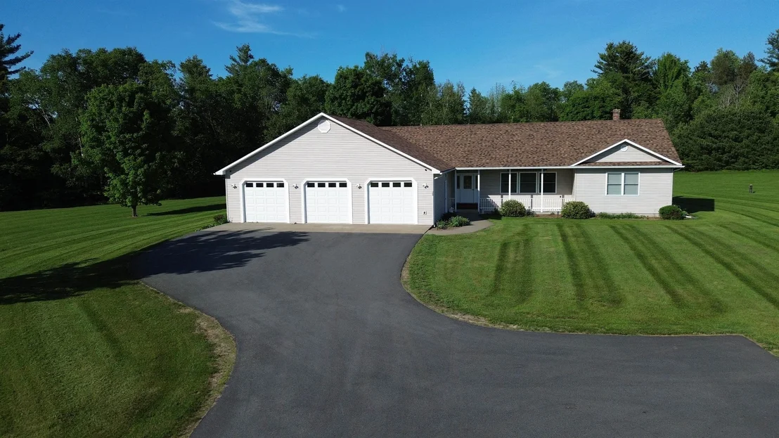 Photo of 348 Whispering Pines