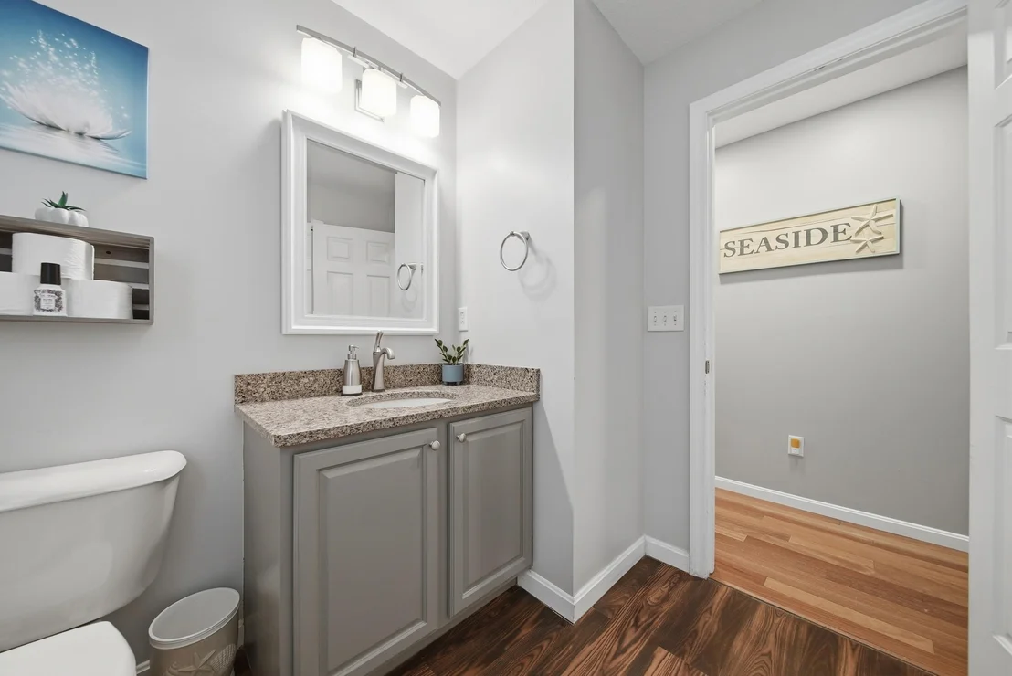 Photo of 6 Greystone