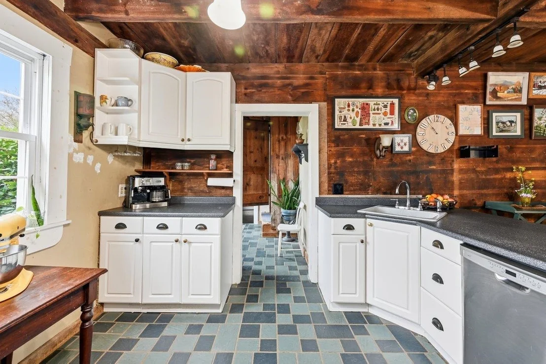 Photo of 236 Tolend