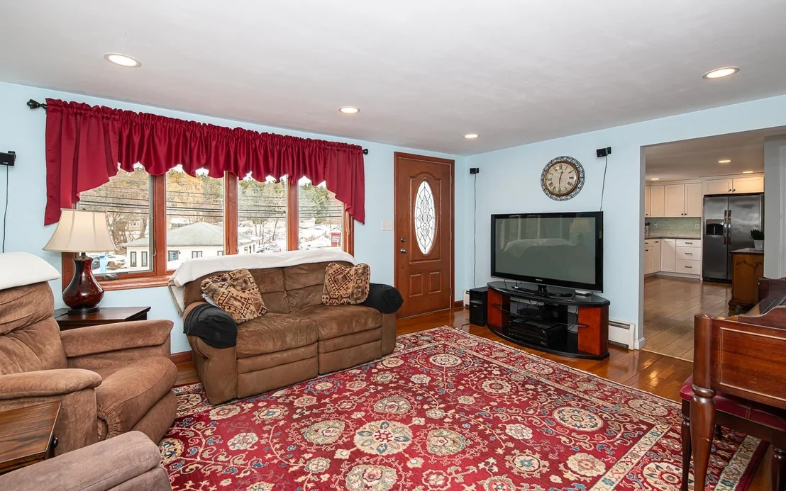 Photo of 169 Central