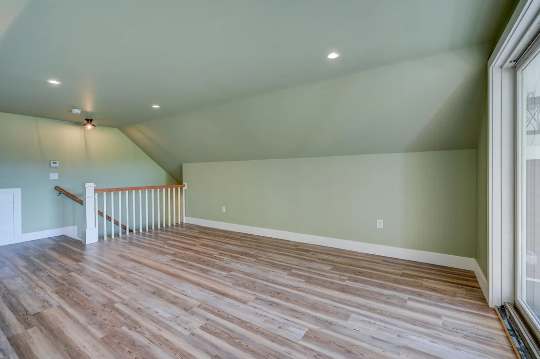 Photo of 123 Skyline