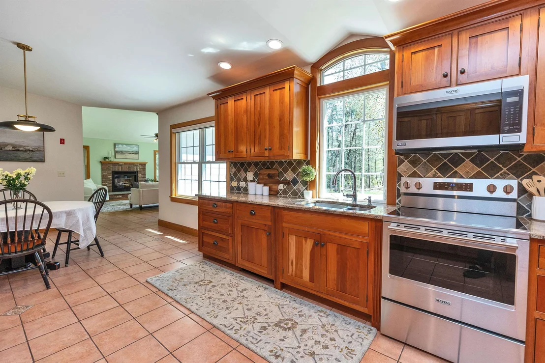Photo of 78 Meadowcrest