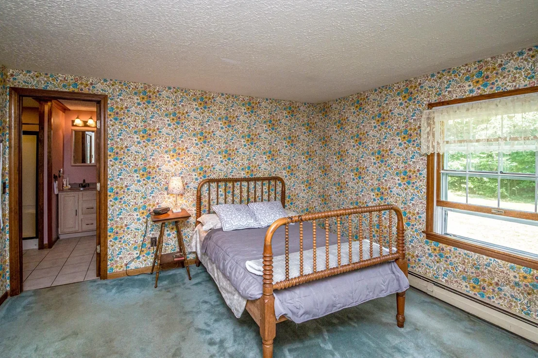 Photo of 141 Red Eagle Brook
