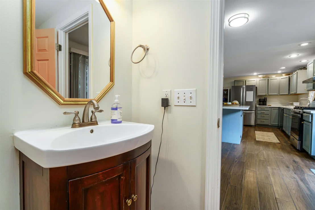 Photo of 37 Tamarack