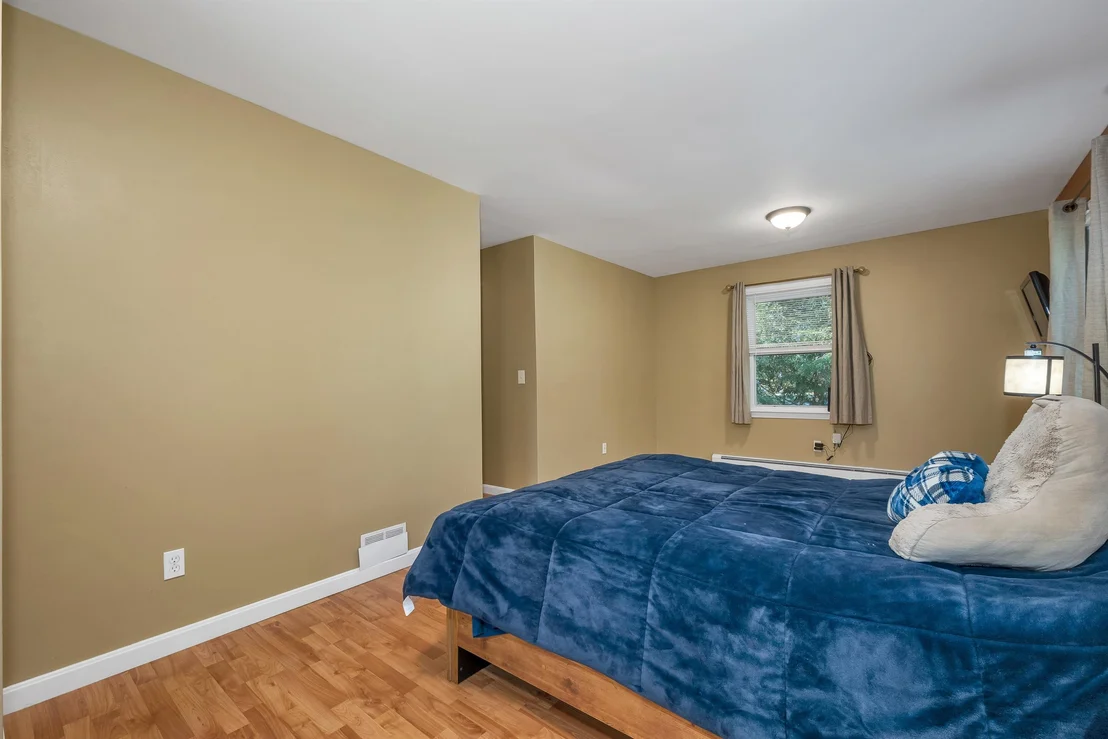 Photo of 166 Red Gate