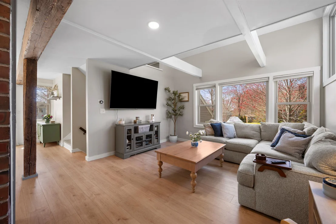 Photo of 41 Esker
