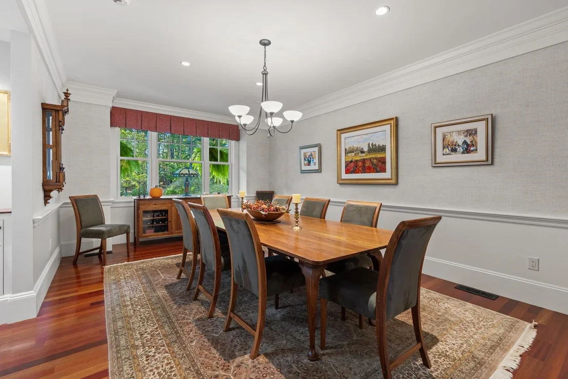 Photo of 24 WISTERIA