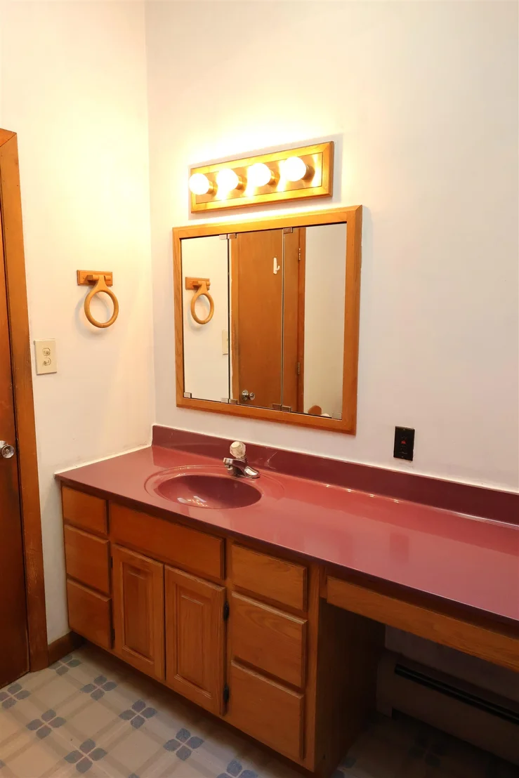 Photo of 38 Marshall