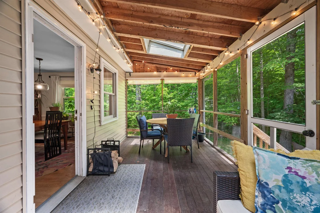 Photo of 8 Pine Grove