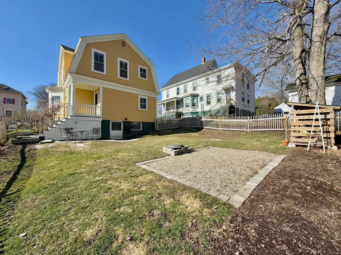 Photo of 39 Nelson