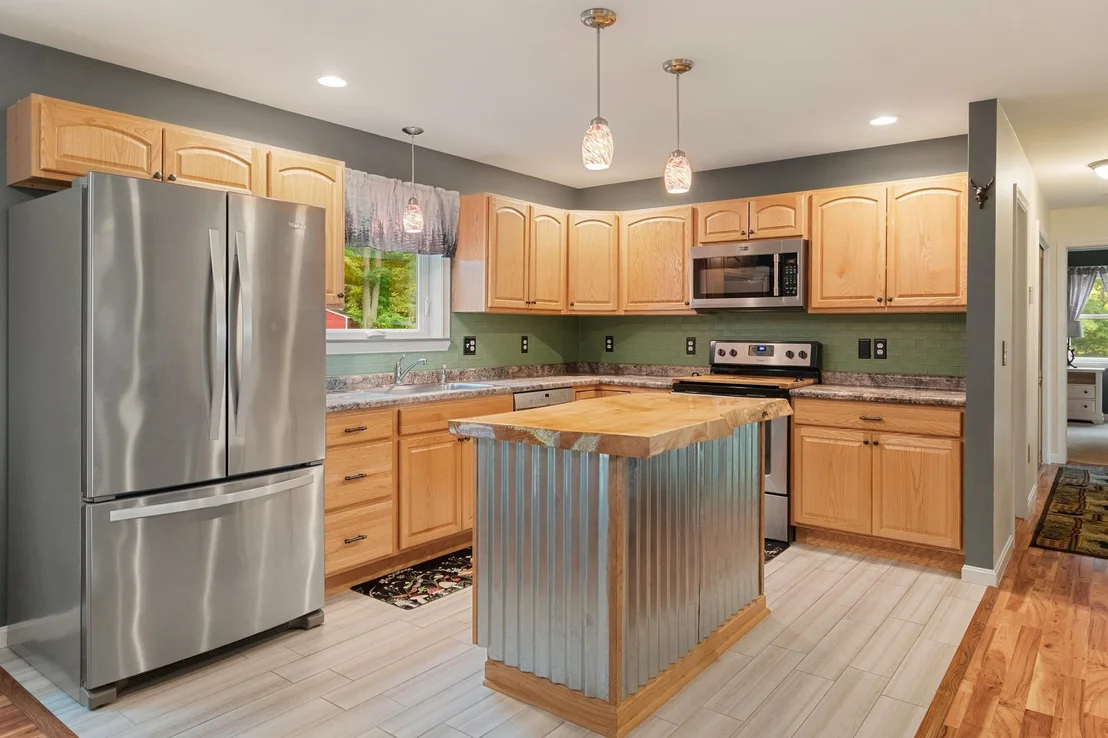 Photo of 387 St. Albans