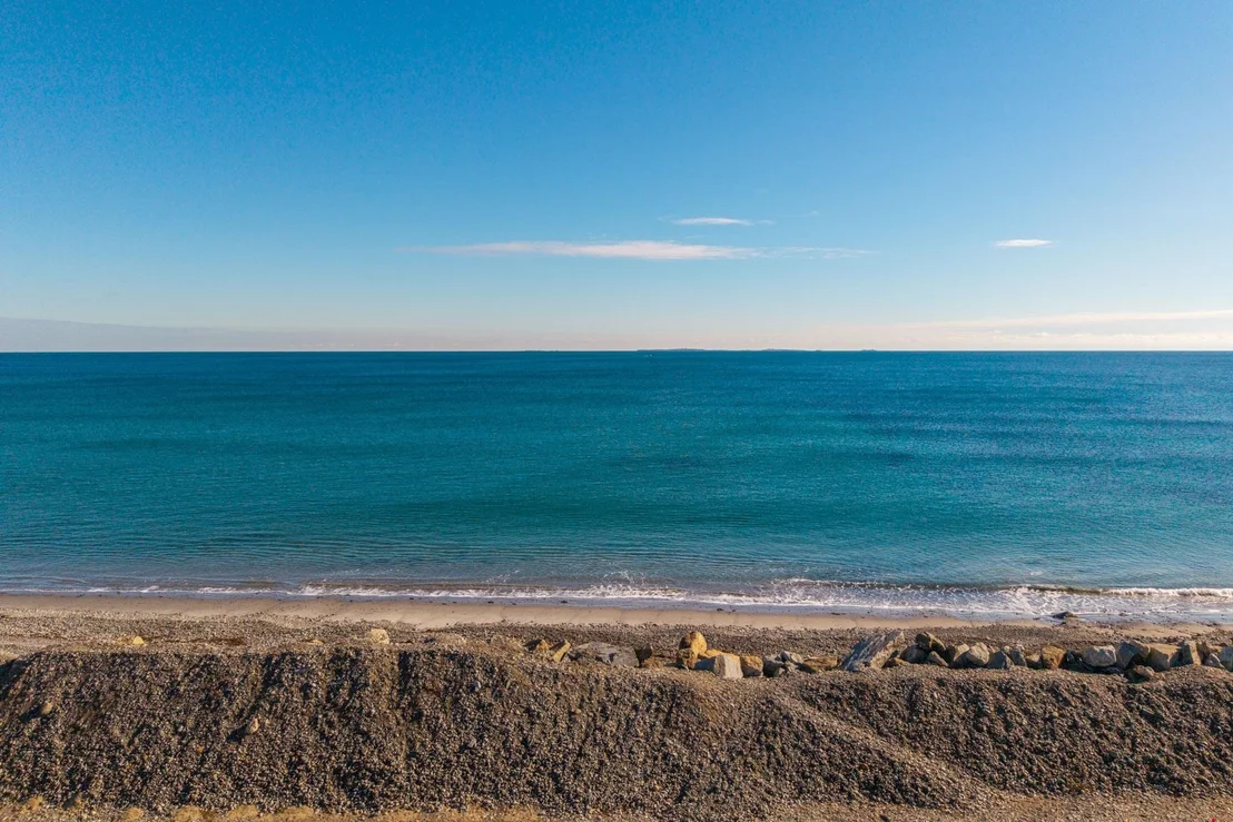 Photo of 1643 Ocean