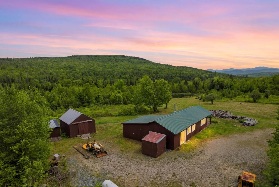 Photo of 2691 Old Pond Hill