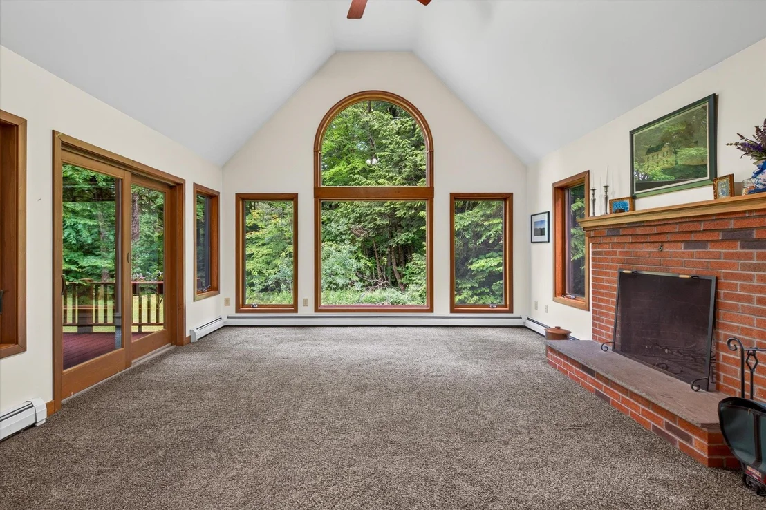 Photo of 243 Cricket Hill