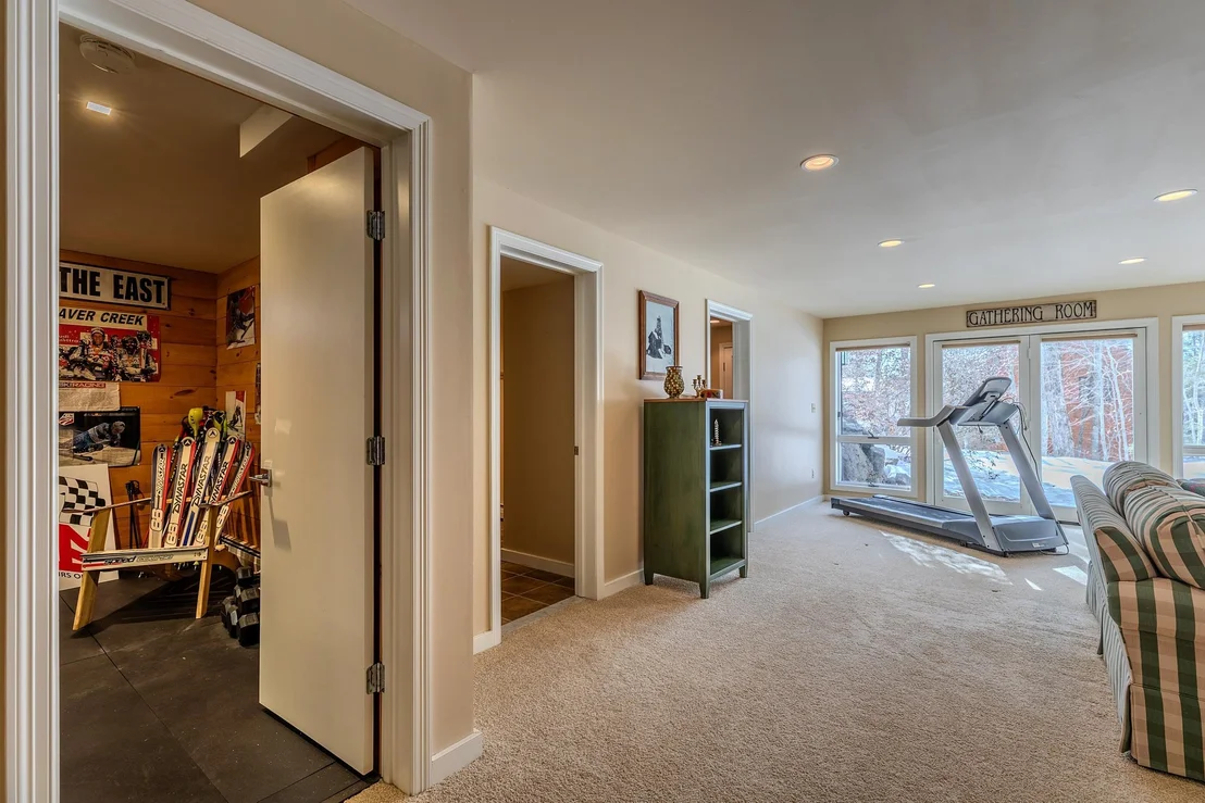 Photo of 3 Linscott