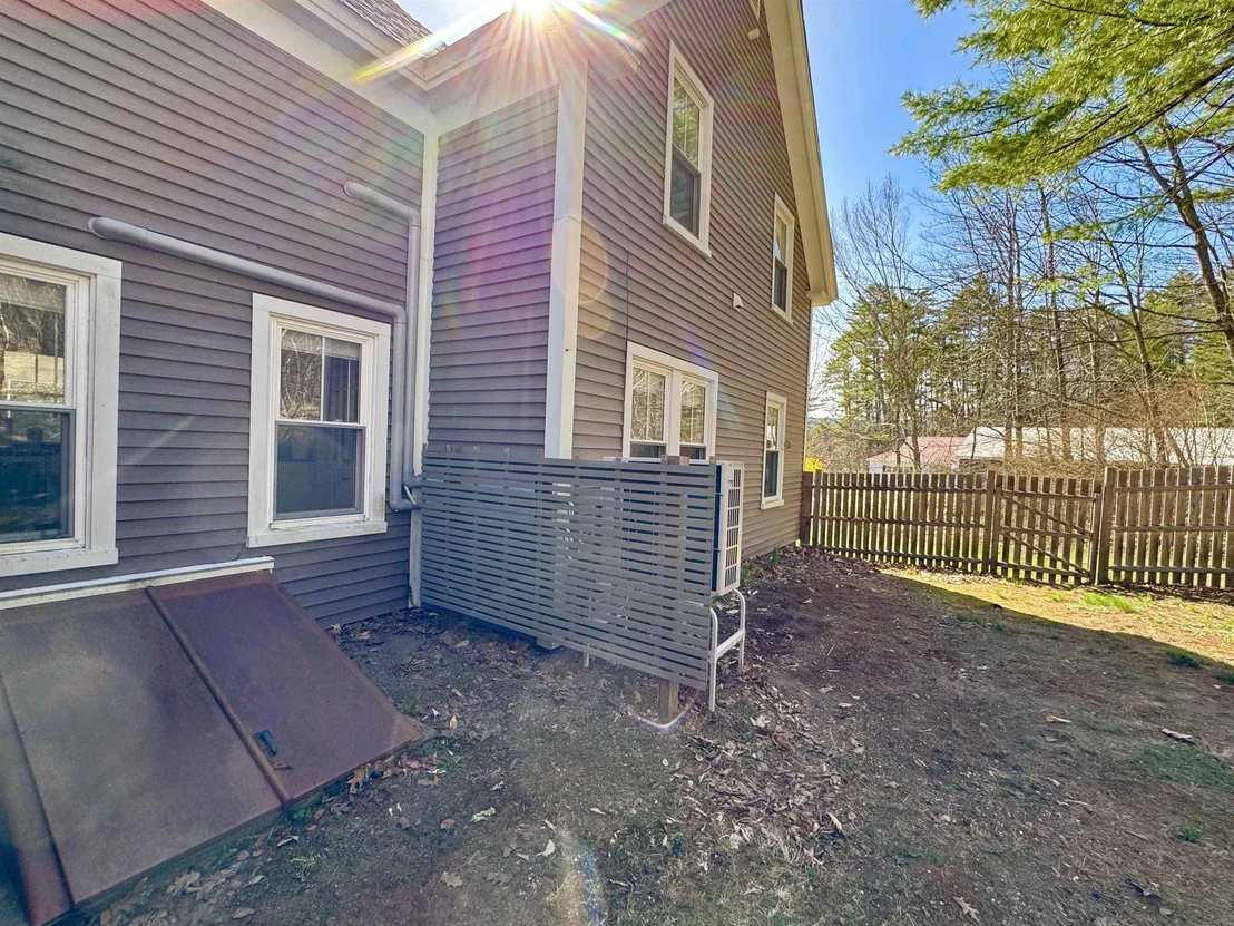 Photo of 424 Intervale Cross