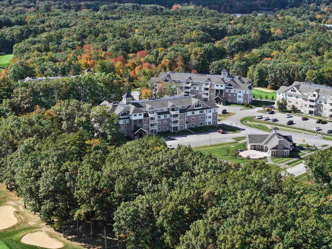 Photo of Unit 204 at 4 Longview