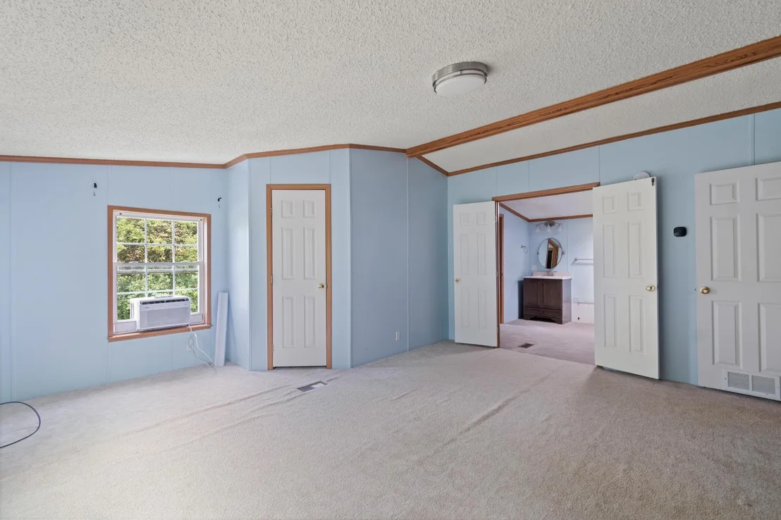 Photo of 425 Mountain View