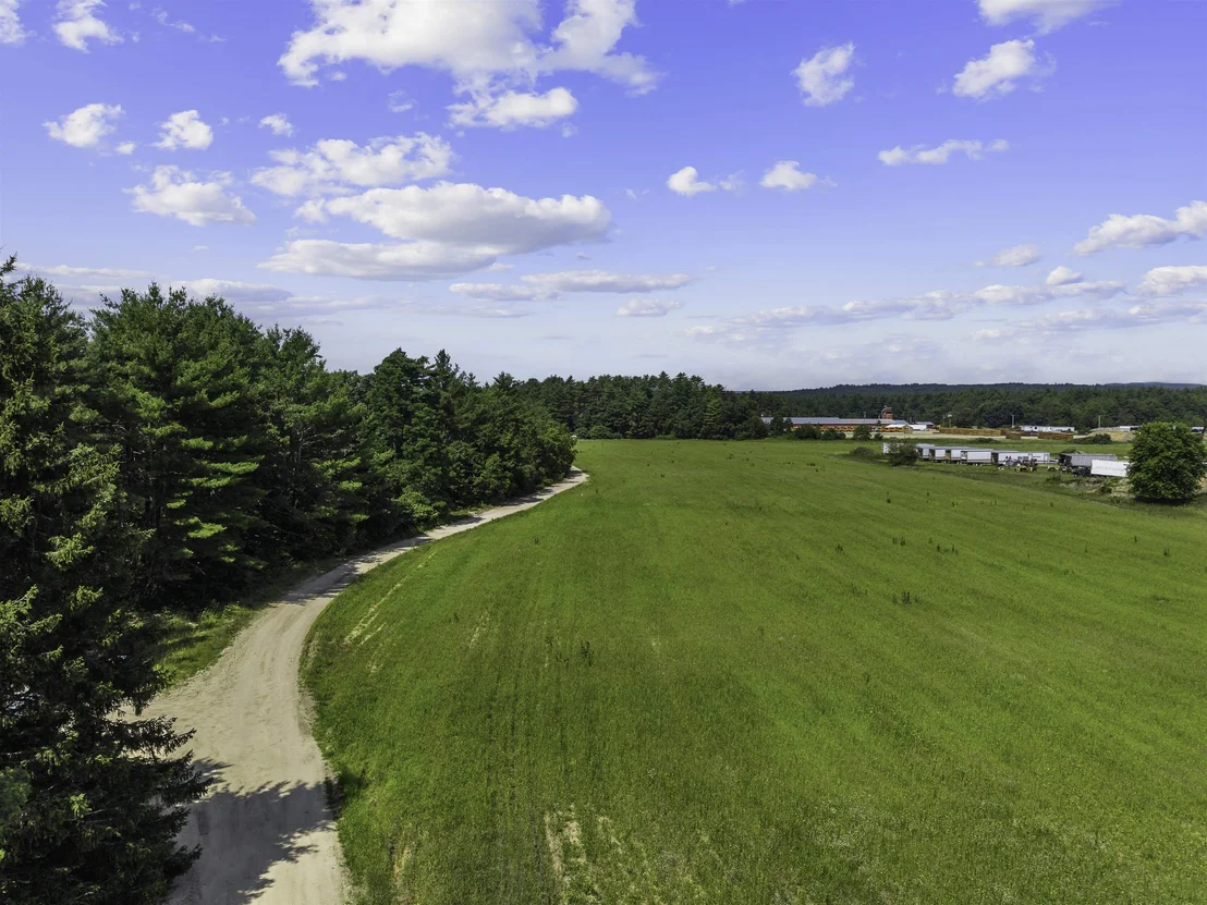 Photo of 385 Burnham Intervale
