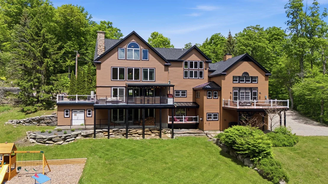 Photo of 27 Mountain View