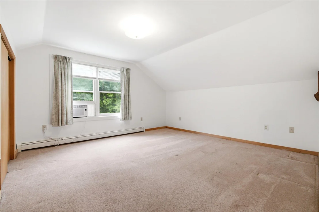 Photo of 18 Ring Hill