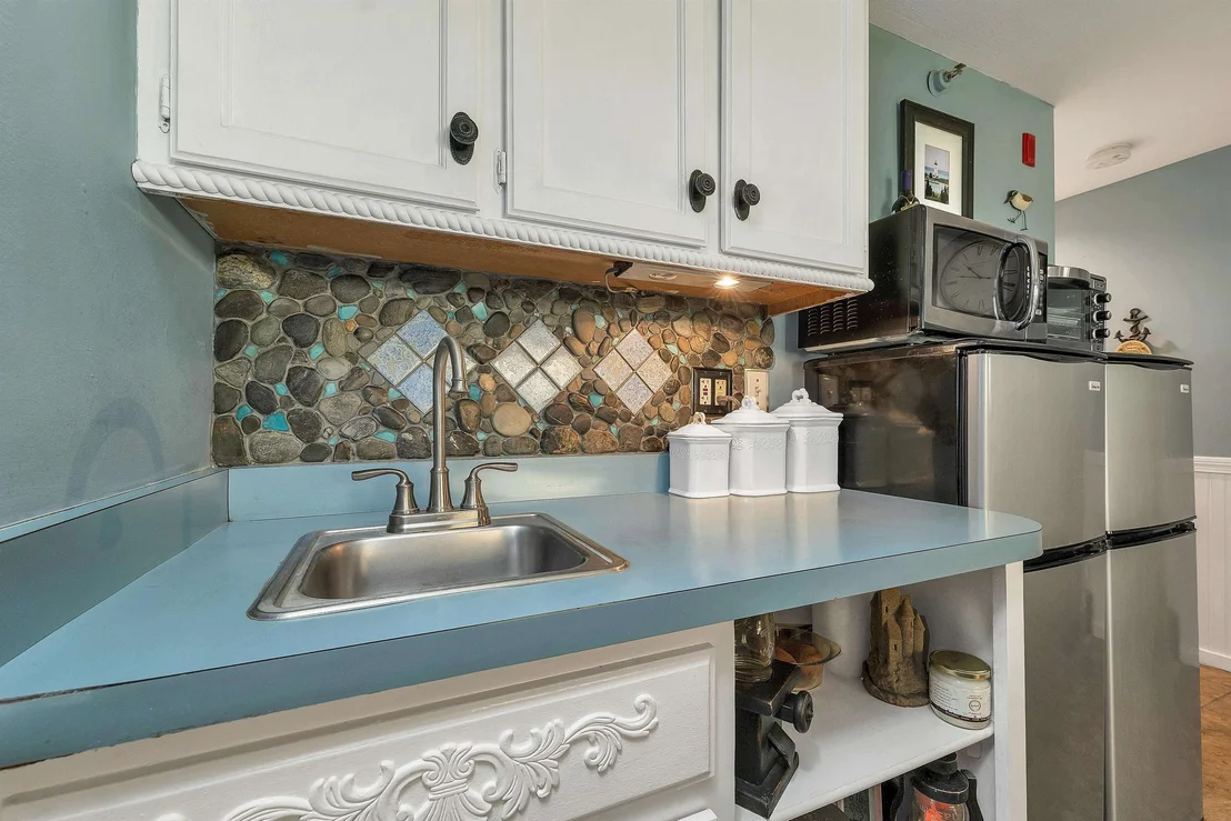 Photo of Unit 1E at 415 Ocean