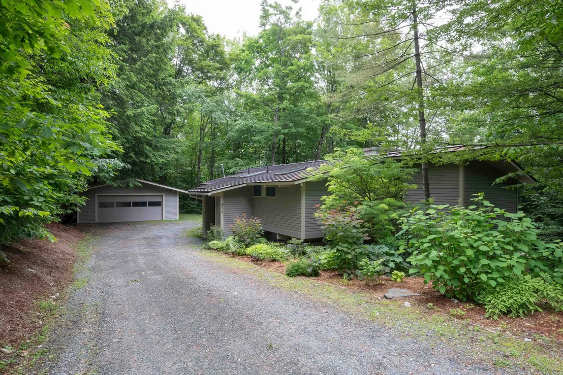 Photo of 477 Morgan