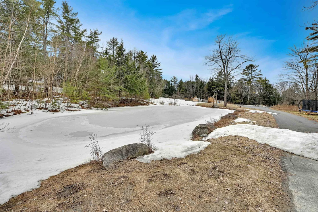 Photo of 398 Valley View
