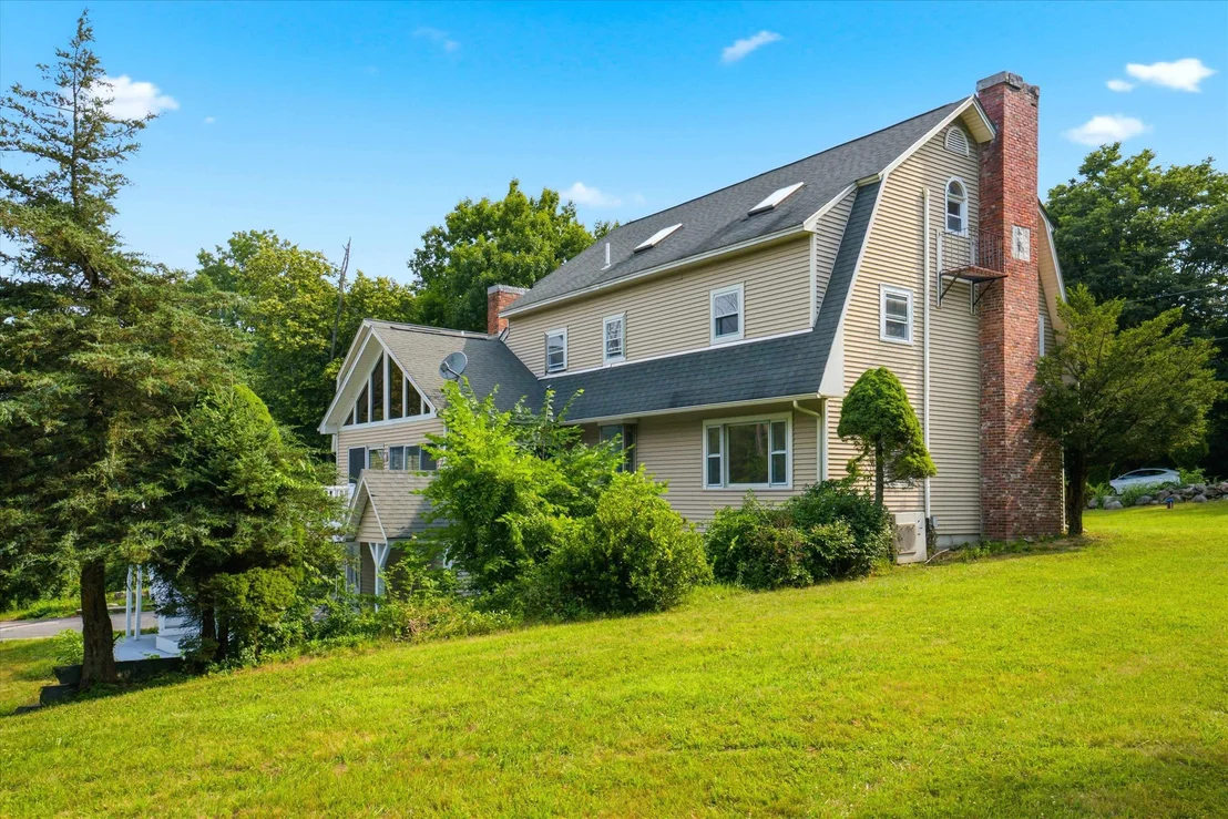 Photo of 4 Hilltop
