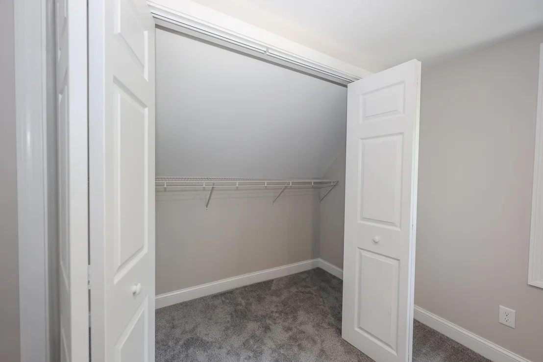 Photo of 32 Raymond