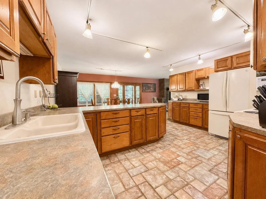 Photo of 244 Walpole Valley