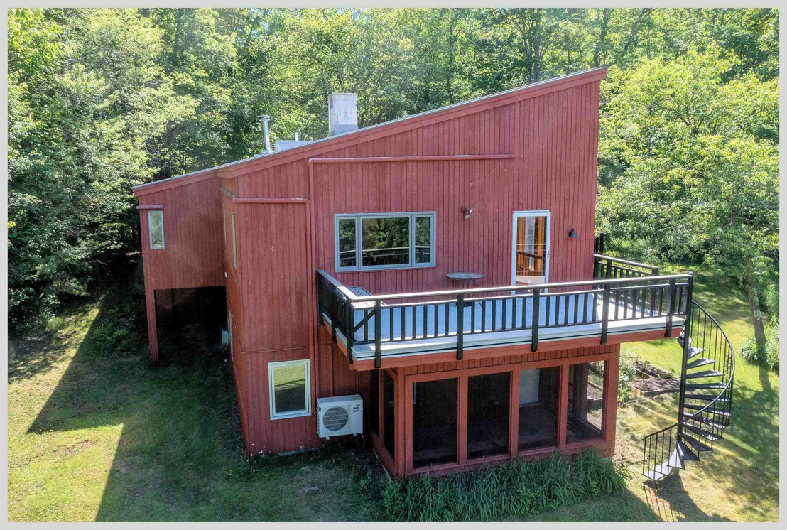 Photo of 206 River