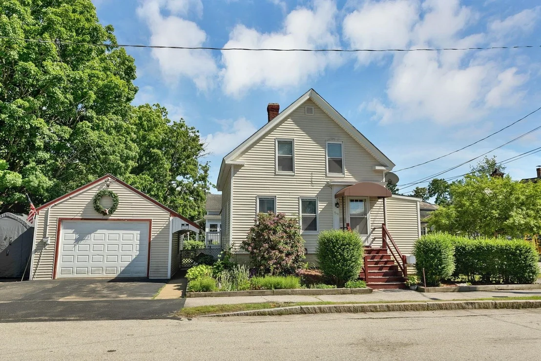 Photo of 19 Monroe