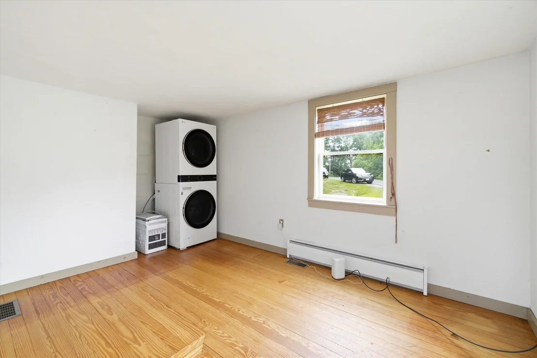 Photo of 405 Bay