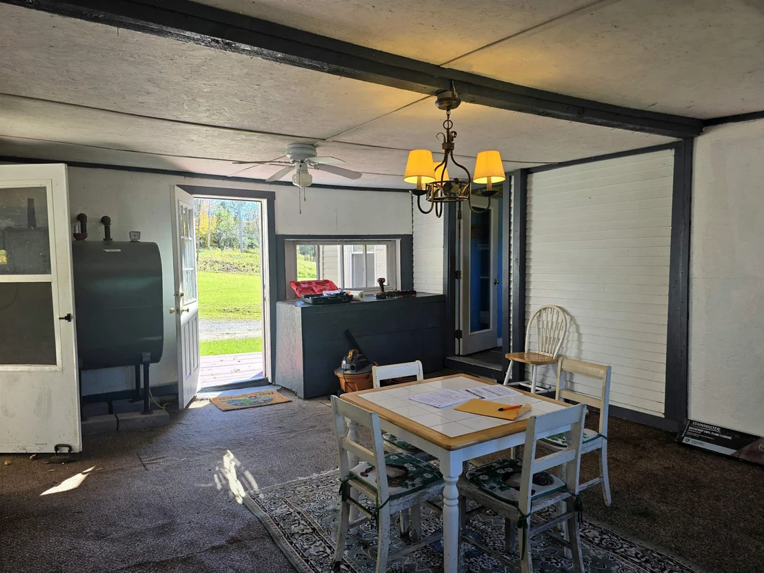 Photo of 360 Pond Hill